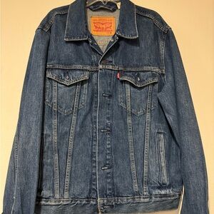 Levi’s Jean Jacket good used condition